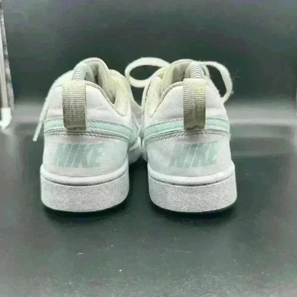 NIKE COURT BOROUGH LOW 'ICE TEAL' BIG KIDS SIZE 6Y WOMENS SIZE 7.5 - Picture 5 of 7
